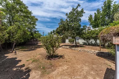 237 W Van Koevering Street, Rialto, CA 92376 - Photo 25
