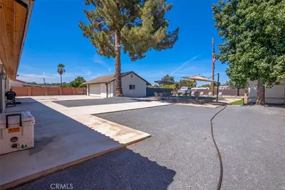 9226 Locust, Fontana, CA 92335 - Photo 35