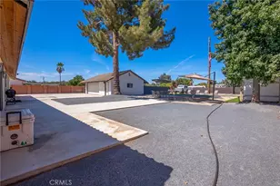 9226 Locust, Fontana, CA 92335 - Photo 35