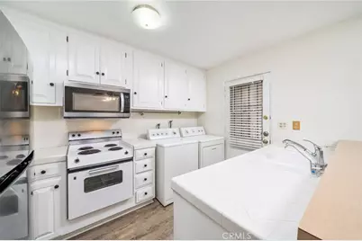 663 S Indian Hill Boulevard #C, Claremont, CA 91711 - Photo 13