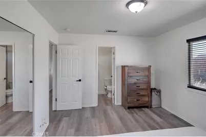 21011 Valencia, Apple Valley, CA 92308 - Photo 17