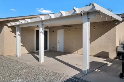 21011 Valencia, Apple Valley, CA 92308 - Photo 19