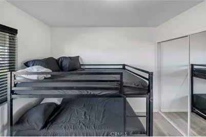 21011 Valencia, Apple Valley, CA 92308 - Photo 11
