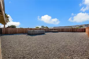 21011 Valencia, Apple Valley, CA 92308 - Photo 21