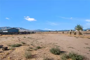 21011 Valencia, Apple Valley, CA 92308 - Photo 25