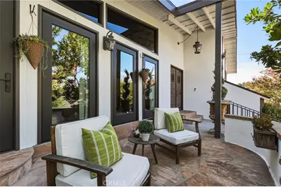 155 Malcolm Drive, Pasadena, CA 91105 - Photo 7