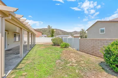 4043 Bristlecone Pine Lane, San Bernardino, CA 92407 - Photo 29