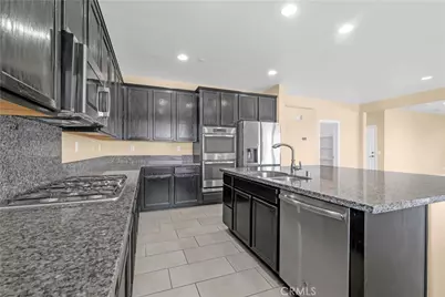 4043 Bristlecone Pine Lane, San Bernardino, CA 92407 - Photo 17