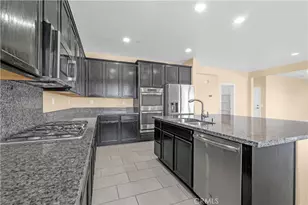 4043 Bristlecone Pine Ln, San Bernardino, CA 92407 - Photo 17