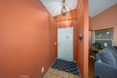 7085 Hope Court, Fontana, CA 92336 - Photo 5