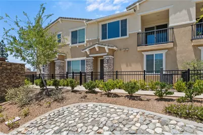 16571 Wyndham #9, Fontana, CA 92336 - Photo 3