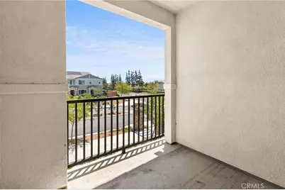 16571 Wyndham #9, Fontana, CA 92336 - Photo 23