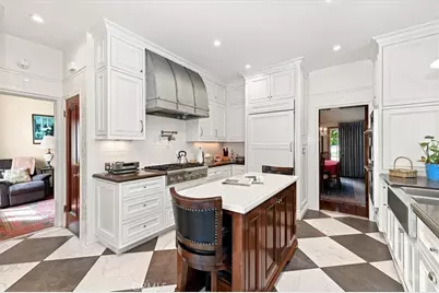 2240 N Berendo, Los Angeles, CA 90027 - Photo 13