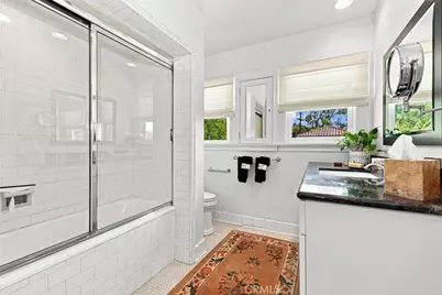 2240 N Berendo, Los Angeles, CA 90027 - Photo 21