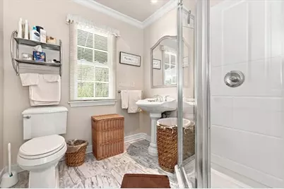 2240 N Berendo, Los Angeles, CA 90027 - Photo 35