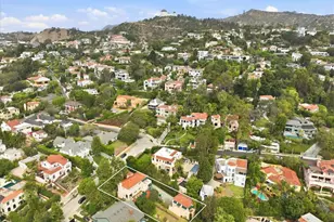 2240 N Berendo, Los Angeles, CA 90027 - Photo 37