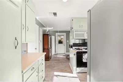 538 W F Street, Ontario, CA 91762 - Photo 13