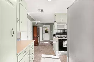 538 W F St, Ontario, CA 91762 - Photo 13