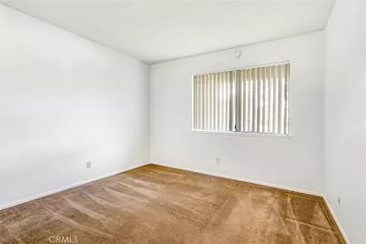 9136 Dumond Drive, Fontana, CA 92335 - Photo 15