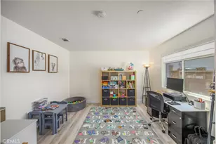 913 Condor, Barstow, CA 92311 - Photo 17