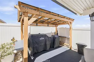 913 Condor, Barstow, CA 92311 - Photo 31