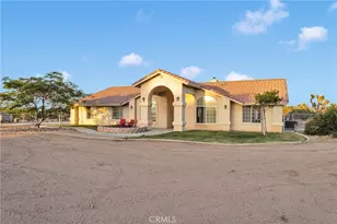 8755 Kittering, Oak Hills, CA 92344 - Photo 3