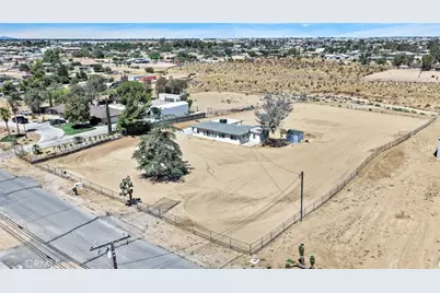 18200 Hercules, Hesperia, CA 92345 - Photo 31
