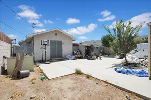 8811 Mary Ave, Los Angeles, CA 90002 - Photo 9