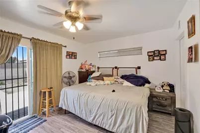8811 Mary Avenue, Los Angeles, CA 90002 - Photo 21