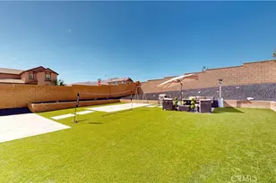 6607 Bryce Canyon Ct, Jurupa Valley, CA 92509 - Photo 25