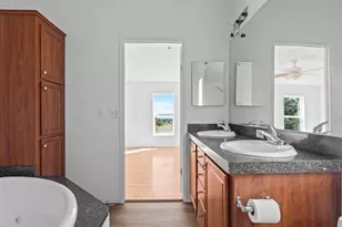 5670 Hollister Rd, Phelan, CA 92371 - Photo 19