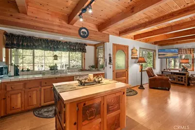 416 Pineview, Big Bear City, CA 92314 - Photo 9