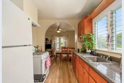 2210 Scott, Los Angeles, CA 90026 - Photo 11
