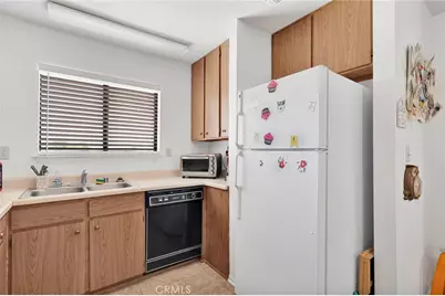 27535 Lakeview #12, Helendale, CA 92342 - Photo 21
