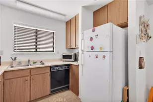 27535 Lakeview, Helendale, CA 92342 - Photo 21