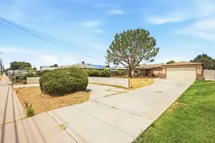 548 E Etiwanda, Rialto, CA 92376 - Photo 1