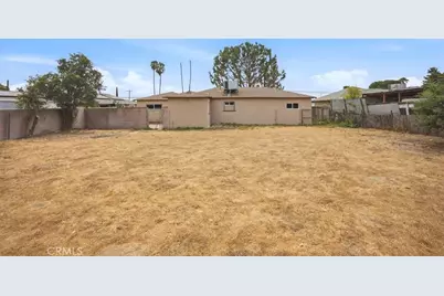 548 E Etiwanda, Rialto, CA 92376 - Photo 31