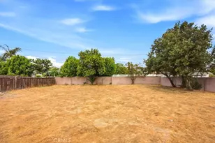 548 E Etiwanda, Rialto, CA 92376 - Photo 27