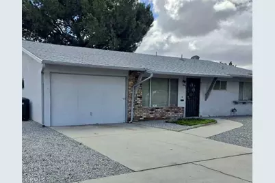 600 S Lyon, Hemet, CA 92543 - Photo 1