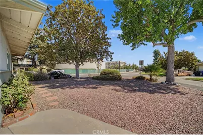 138 N Vecino Avenue, Glendora, CA 91741 - Photo 43