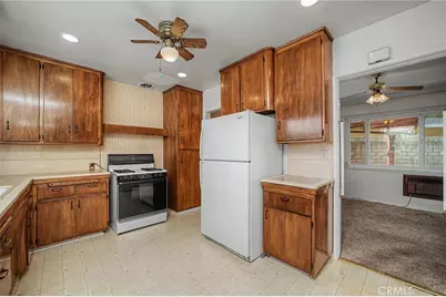 138 N Vecino Avenue, Glendora, CA 91741 - Photo 17