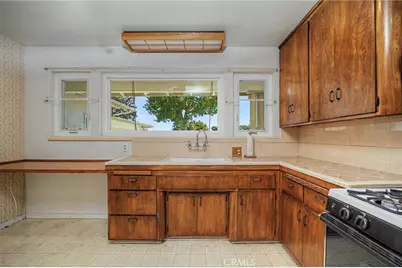 138 N Vecino Avenue, Glendora, CA 91741 - Photo 15