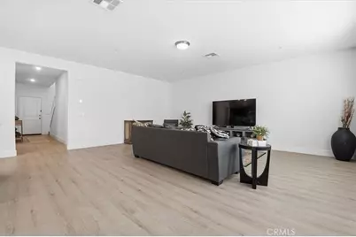 14219 Fir St, Oak Hills, CA 92344 - Photo 5