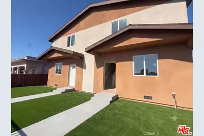 9801 Grandee, Los Angeles, CA 90002 - Photo 1