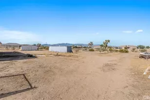 12858 Atsina, Phelan, CA 92371 - Photo 17