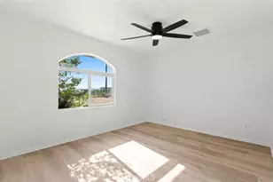 12858 Atsina, Phelan, CA 92371 - Photo 11