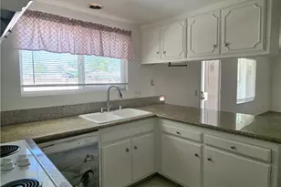 21135 Bancroft Ct, California City, CA 93505 - Photo 7