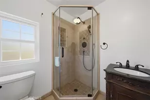 805 N Lyman Ave, Covina, CA 91724 - Photo 27