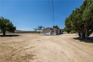 7310 Dayton, Hesperia, CA 92345 - Photo 3