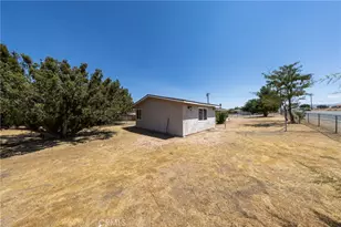 7310 Dayton, Hesperia, CA 92345 - Photo 5